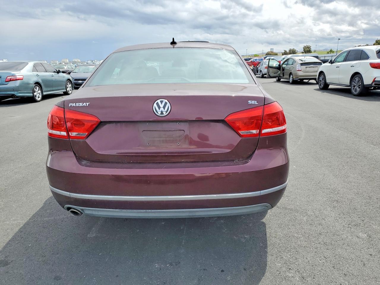 Volkswagen Passat Sel