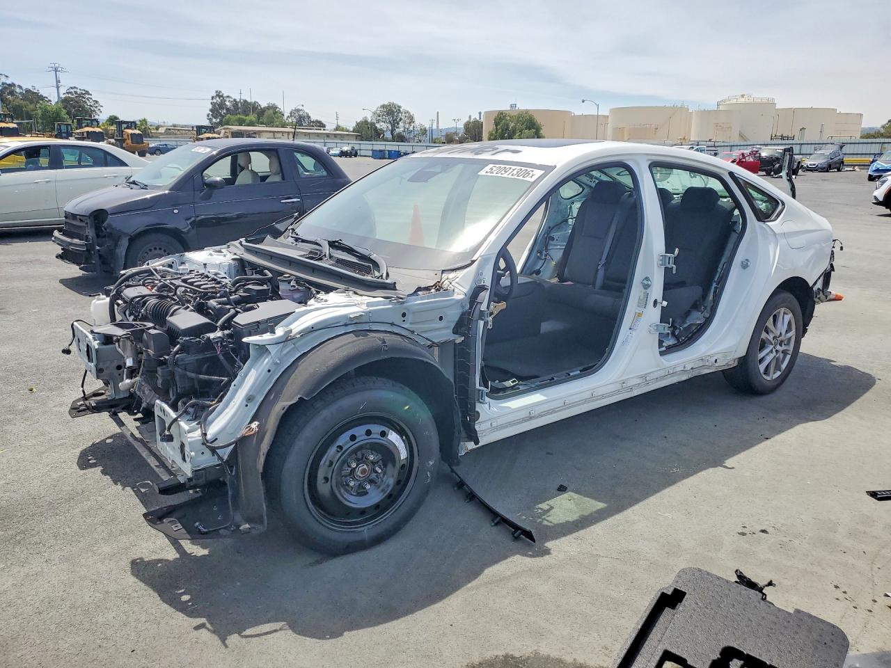 Salvage Honda Accord Image