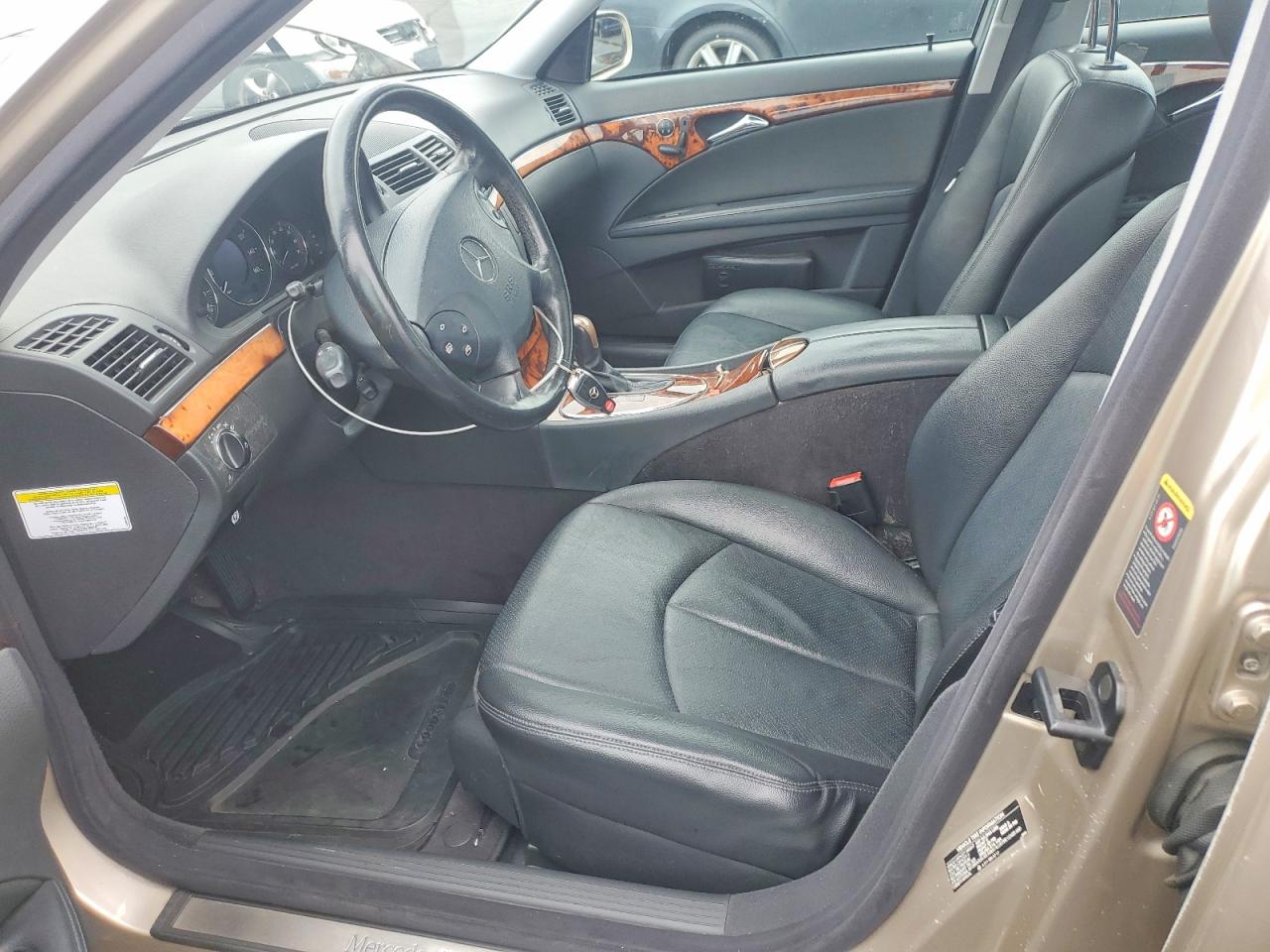 Mercedes-Benz E-Class 320