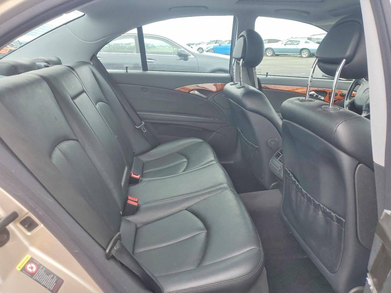 Mercedes-Benz E-Class 320
