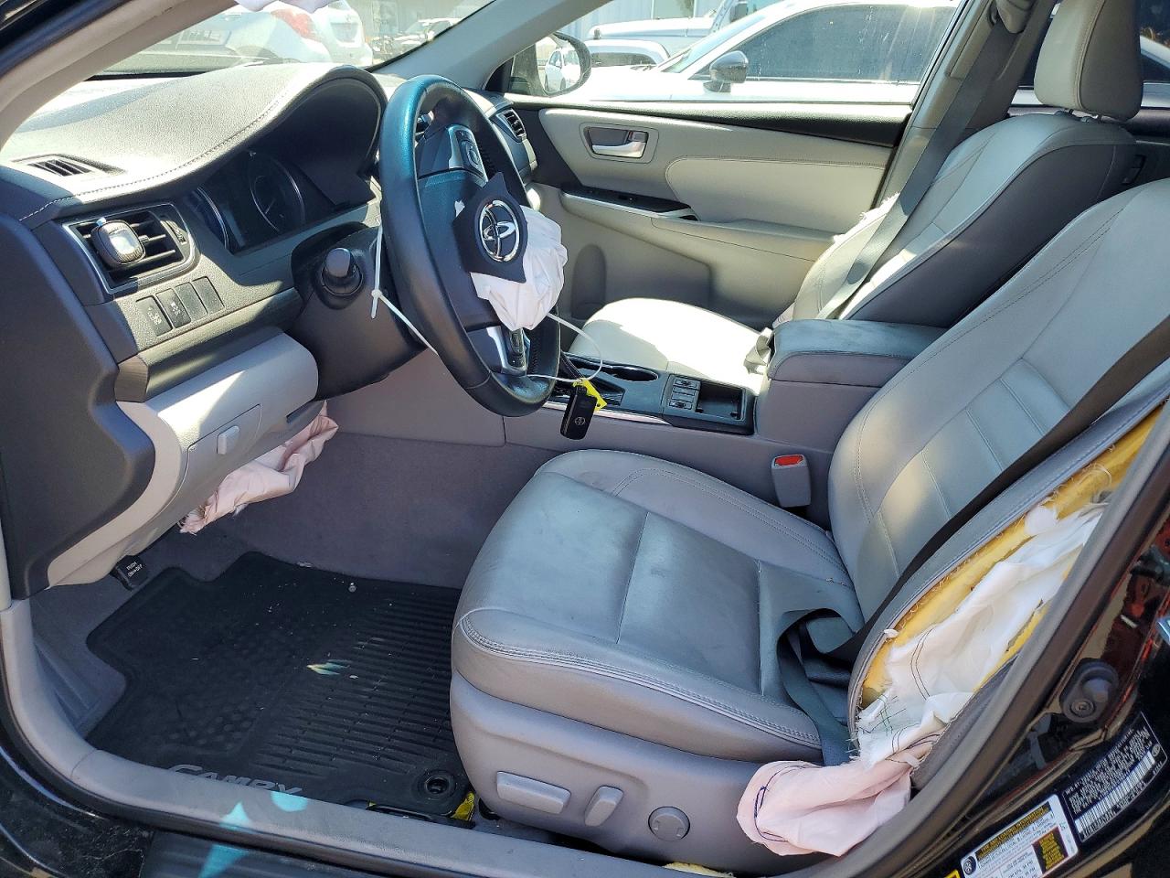 Toyota Camry Xle