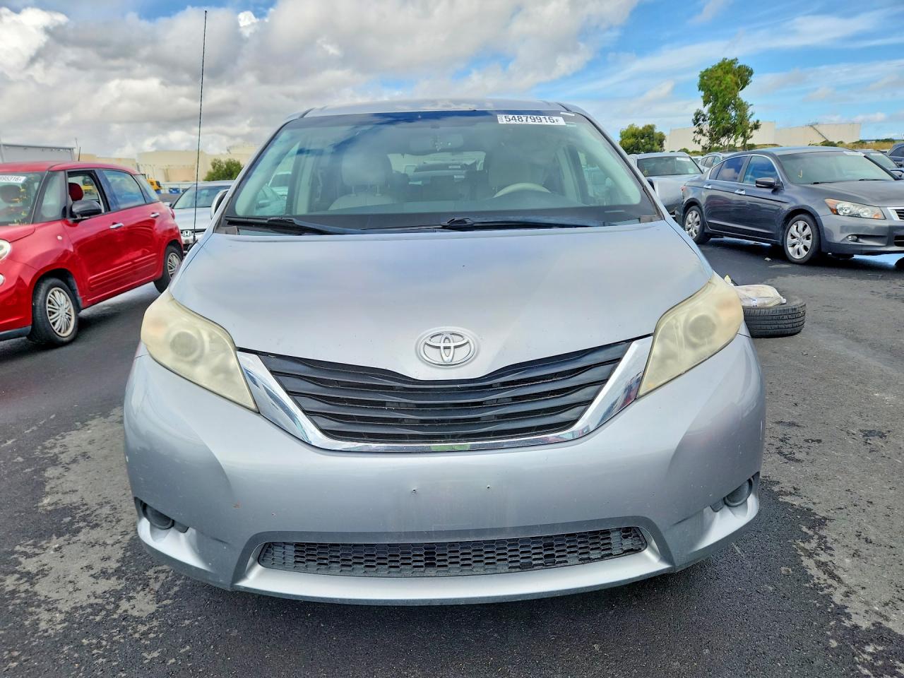 Toyota Sienna Le