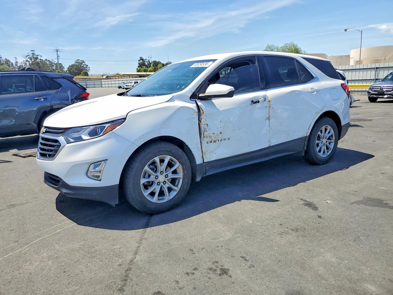 Salvage Chevrolet Equinox Image