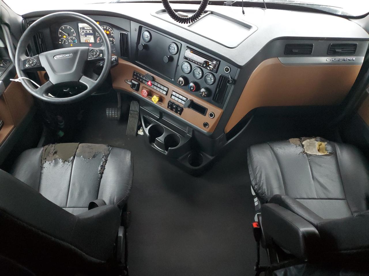 Freightliner Cascadia 126