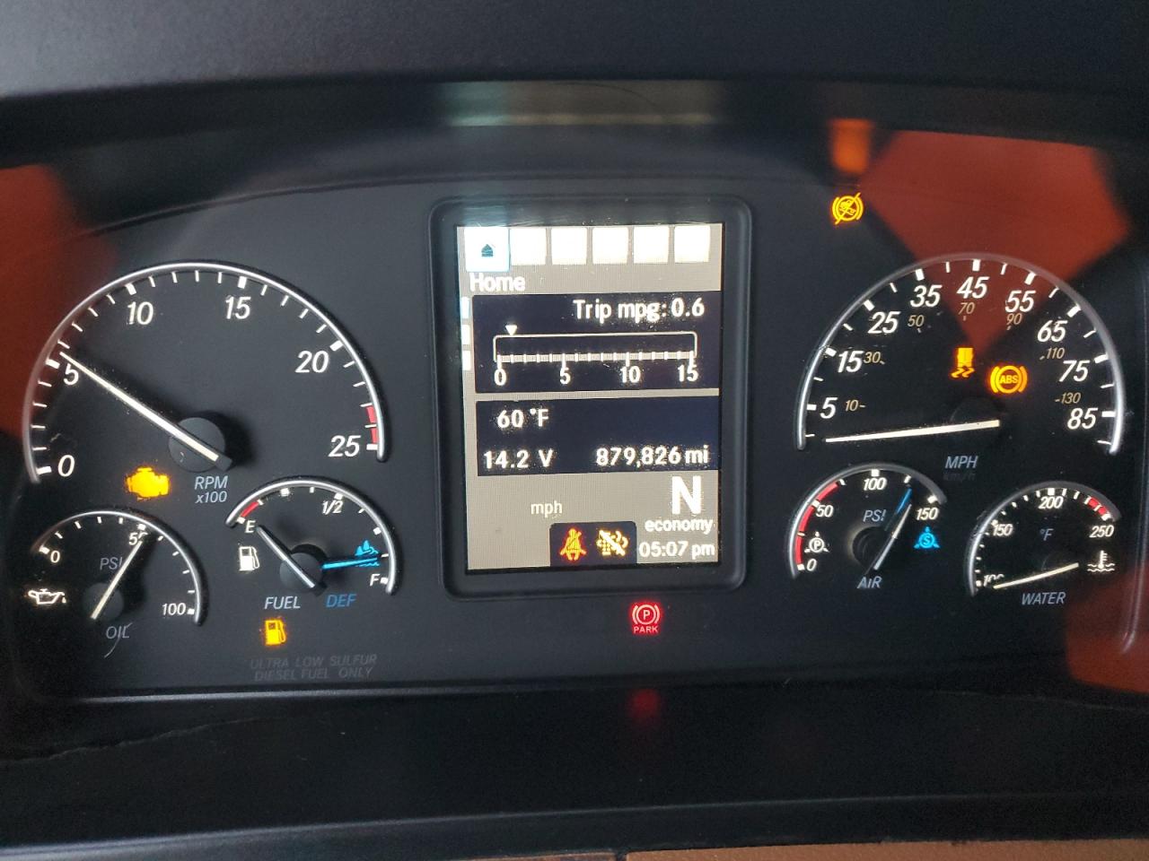 Freightliner Cascadia 126