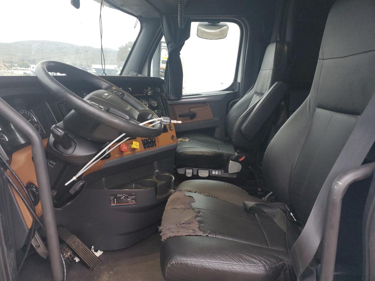 Freightliner Cascadia 126
