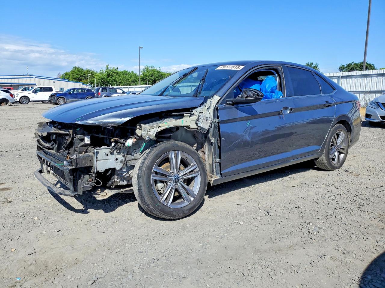 Salvage Volkswagen Jetta Image