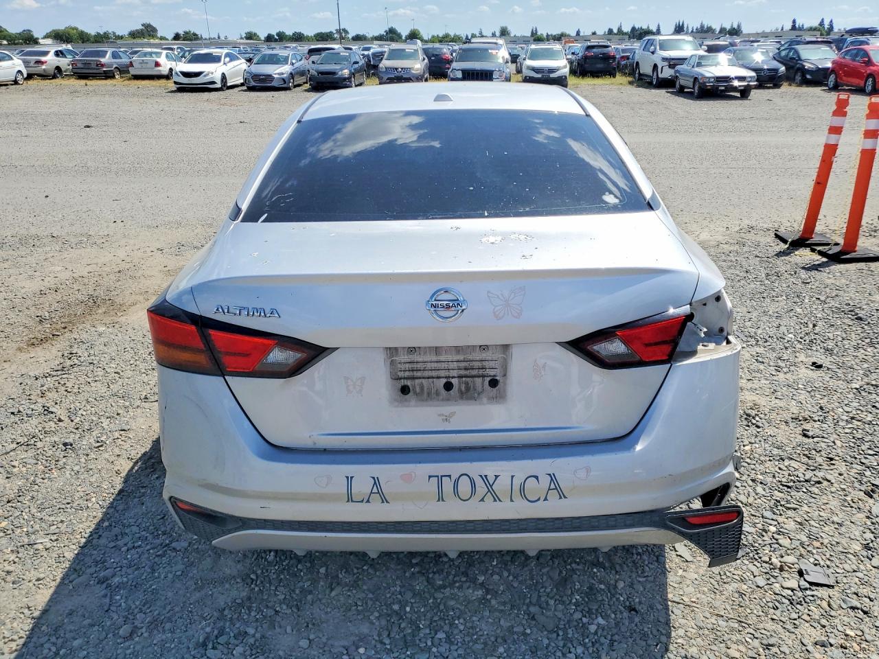 Nissan Altima S