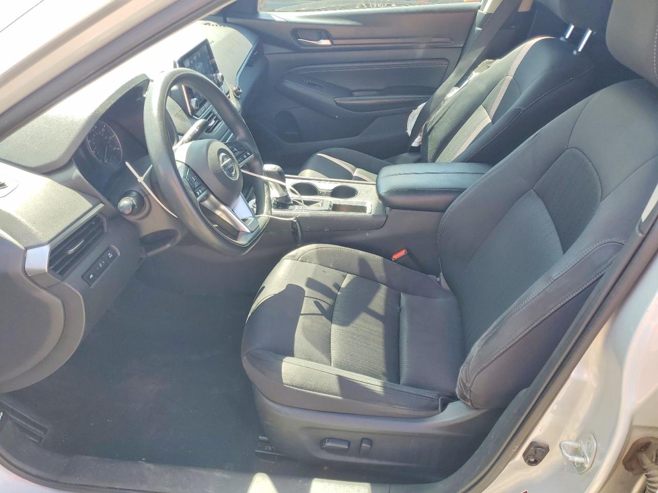 Nissan Altima S