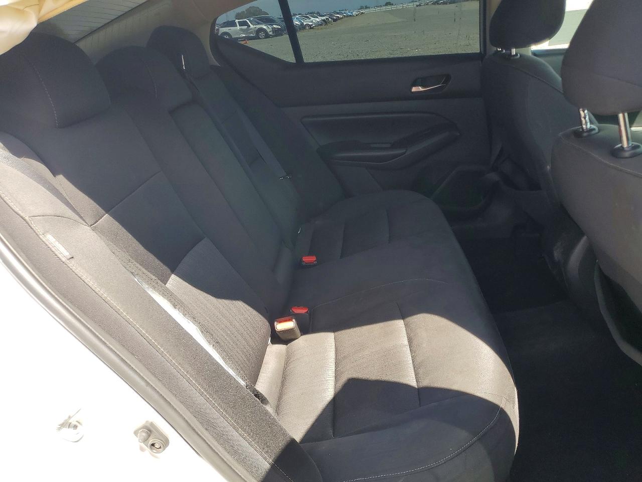 Nissan Altima S