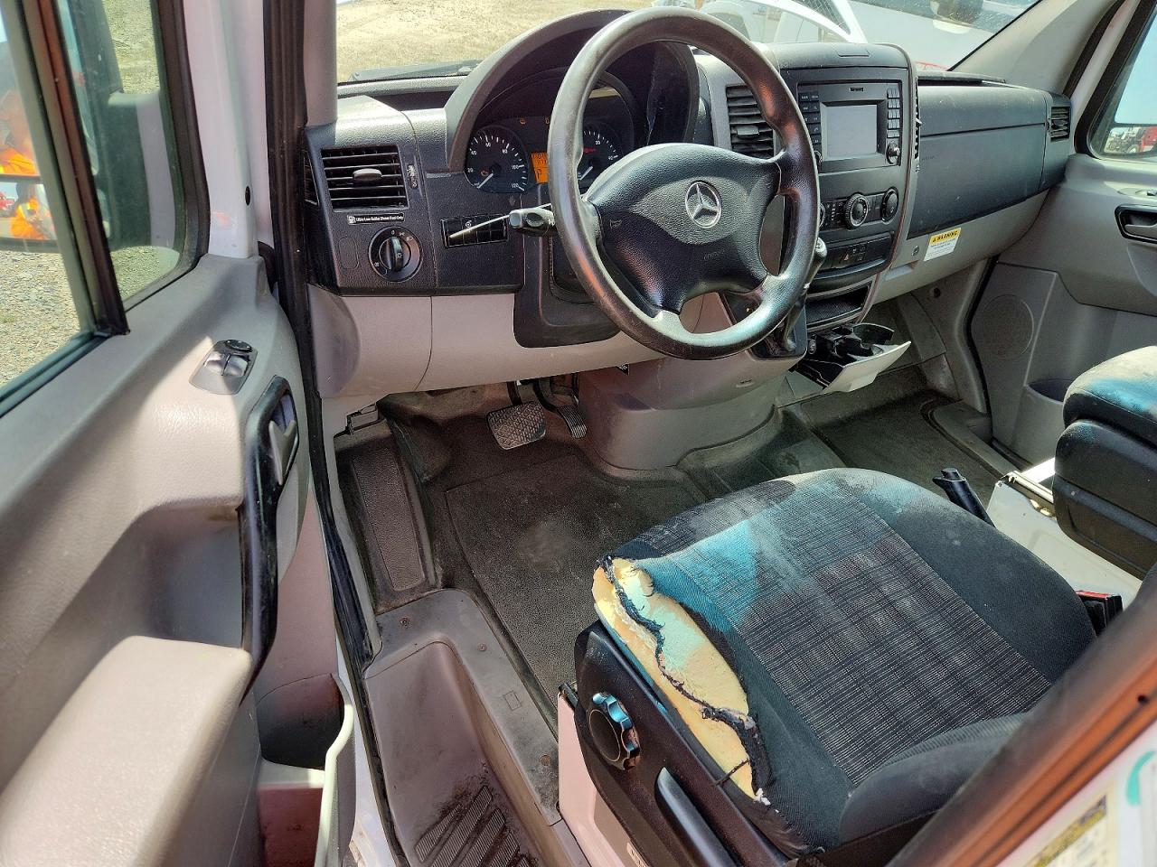 Mercedes-Benz Sprinter 2500