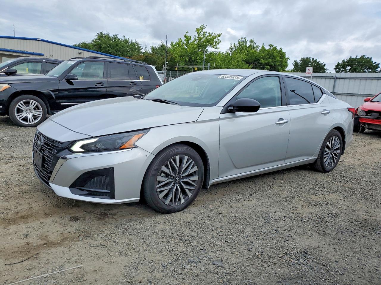Salvage Nissan Altima Image