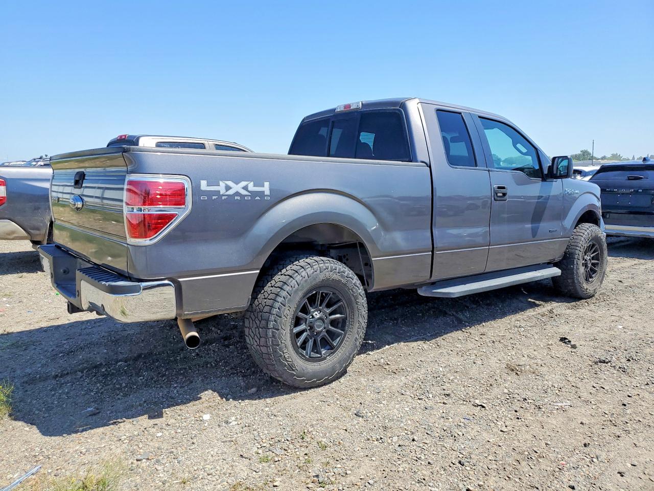 Ford F-150 Super Cab