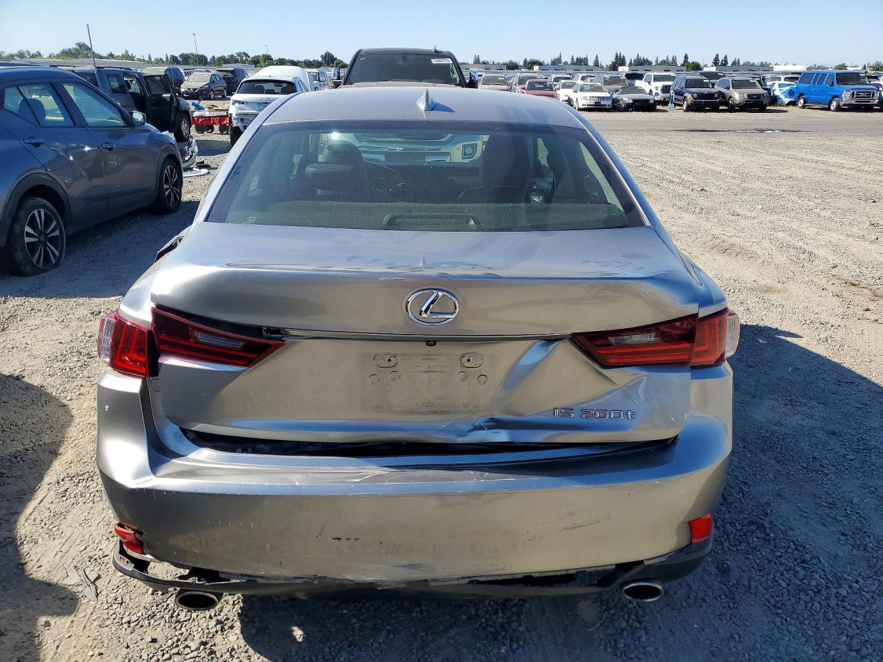 Lexus Is 200t