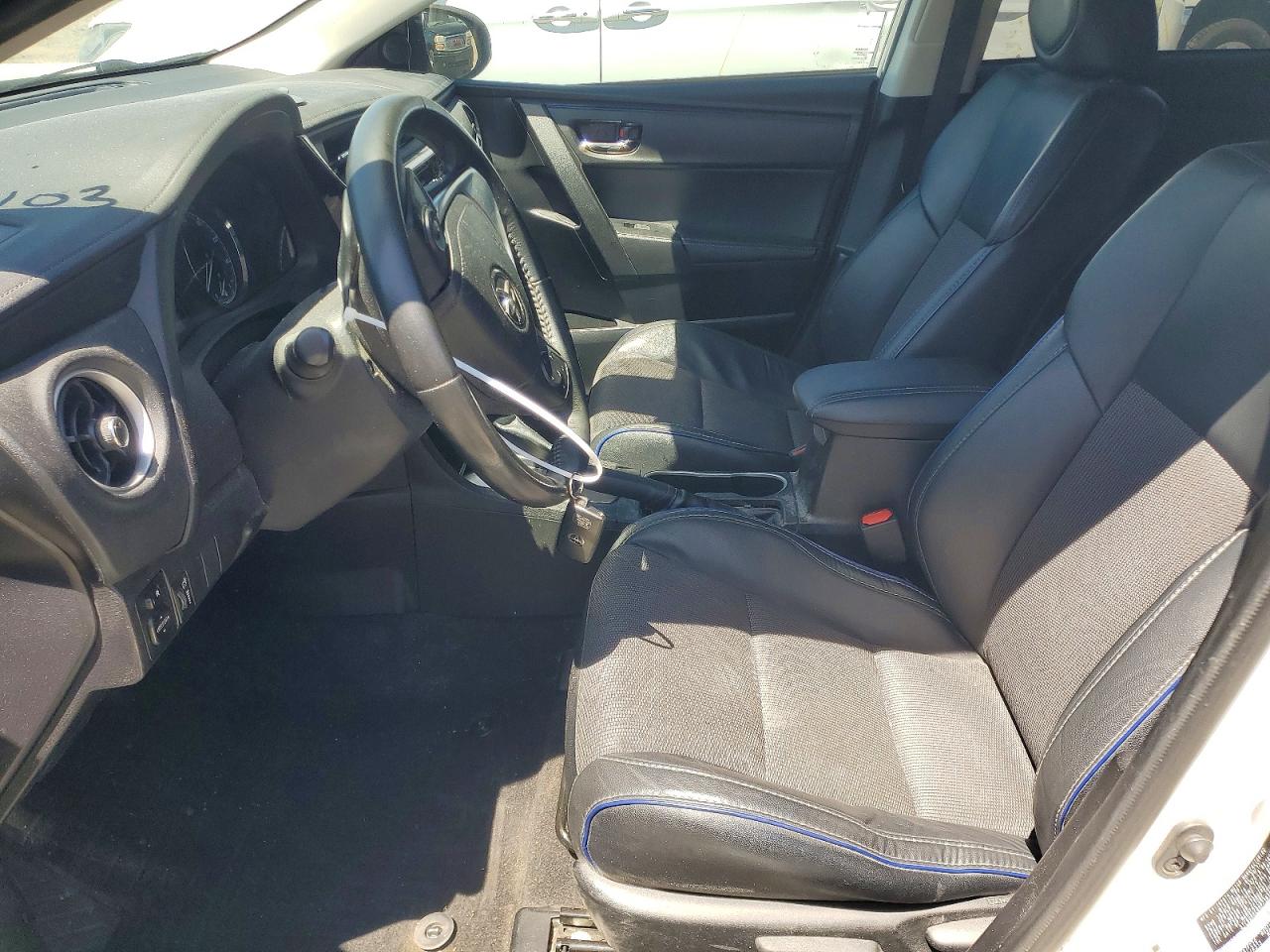 Toyota Corolla Se