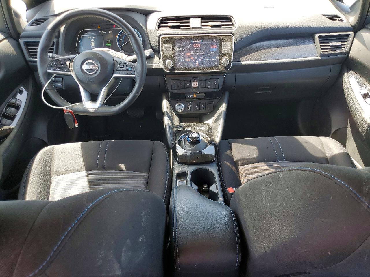Nissan LEAF Sv Plus