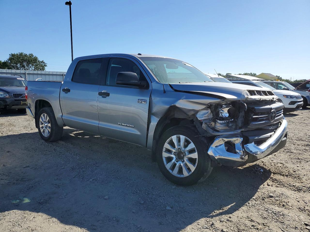 Toyota Tundra Crewmax Sr5