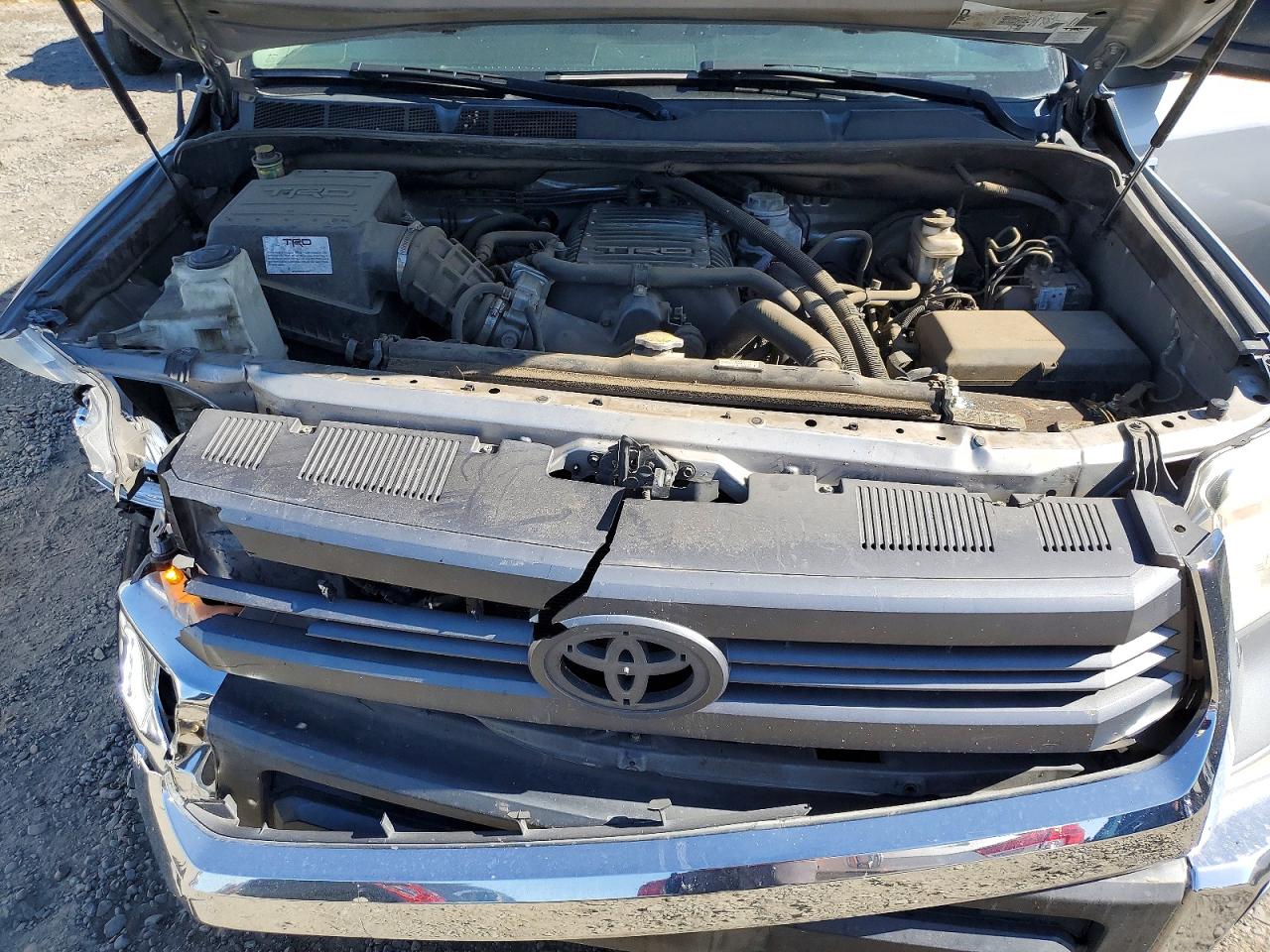 Toyota Tundra Crewmax Sr5