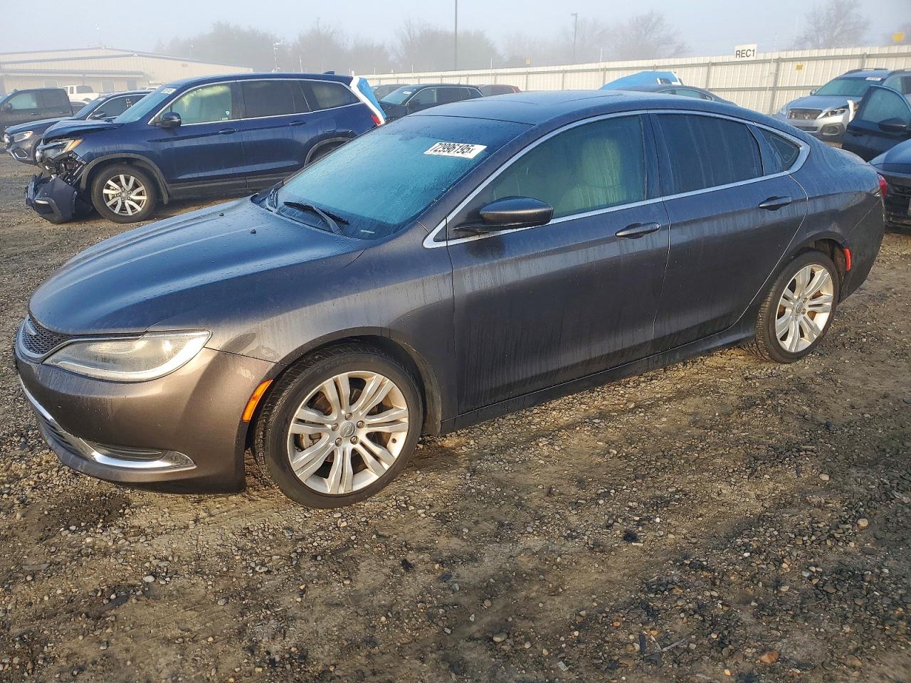 Salvage Chrysler 200 Image