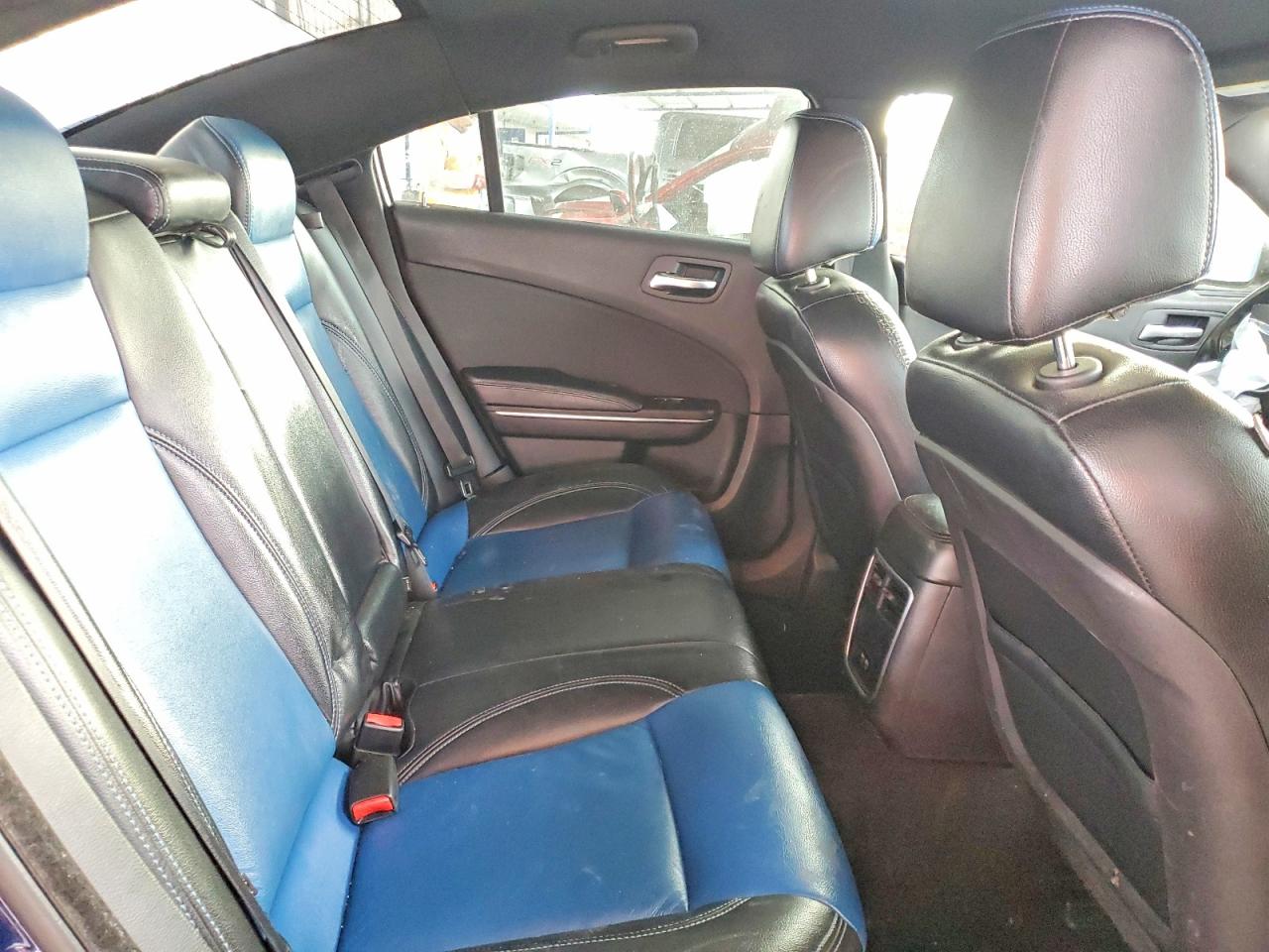 Dodge Charger Se