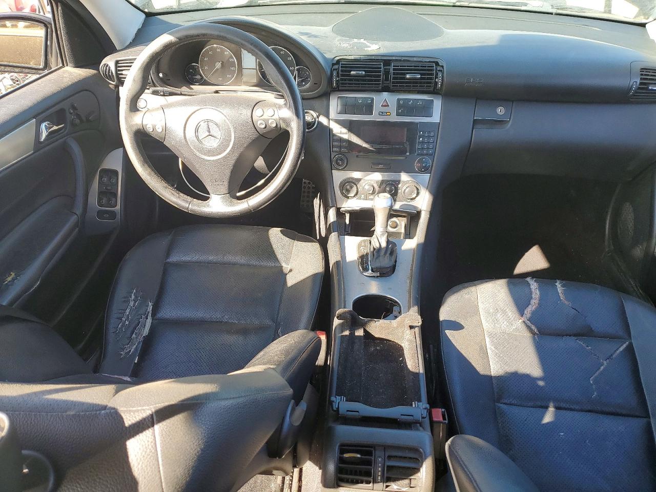 Mercedes-Benz C-Class 320