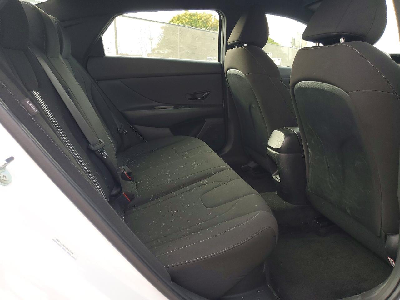 Hyundai ELANTRA Sel Sport