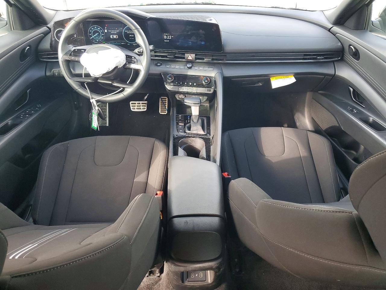 Hyundai ELANTRA Sel Sport