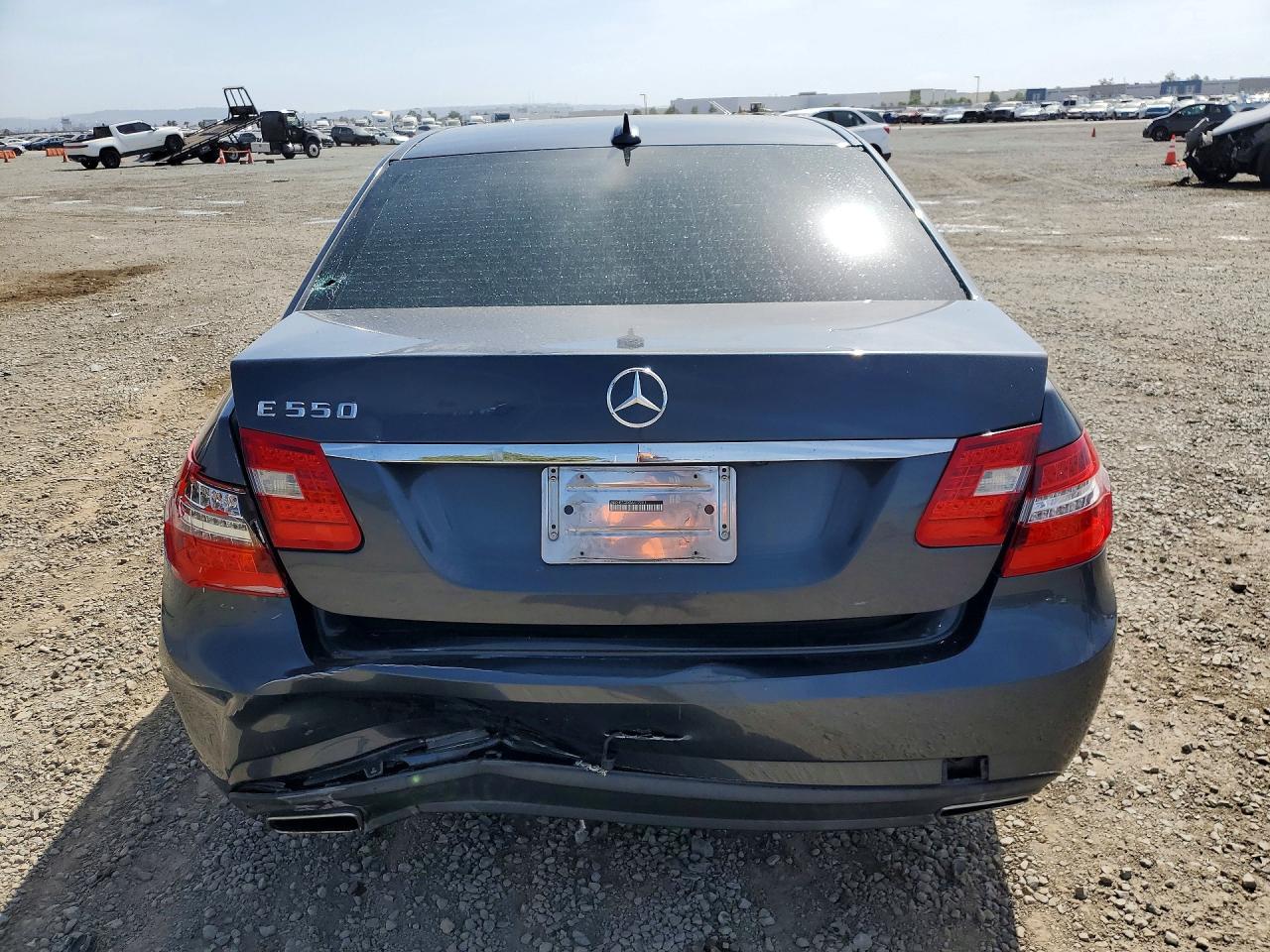Mercedes-Benz E-Class 550