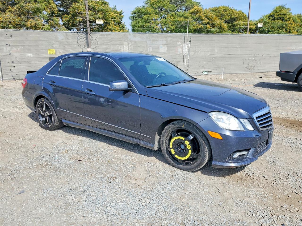 Mercedes-Benz E-Class 550