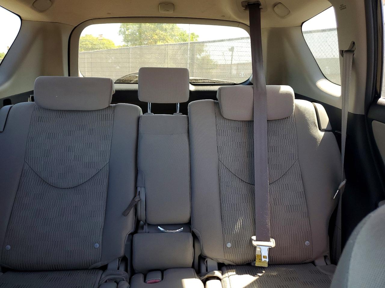 Toyota RAV4 Base