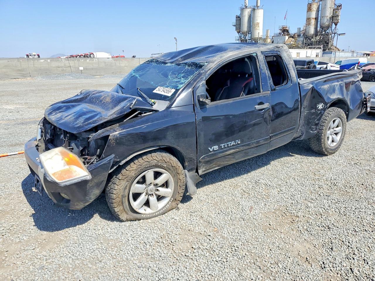 Salvage Nissan Titan Image