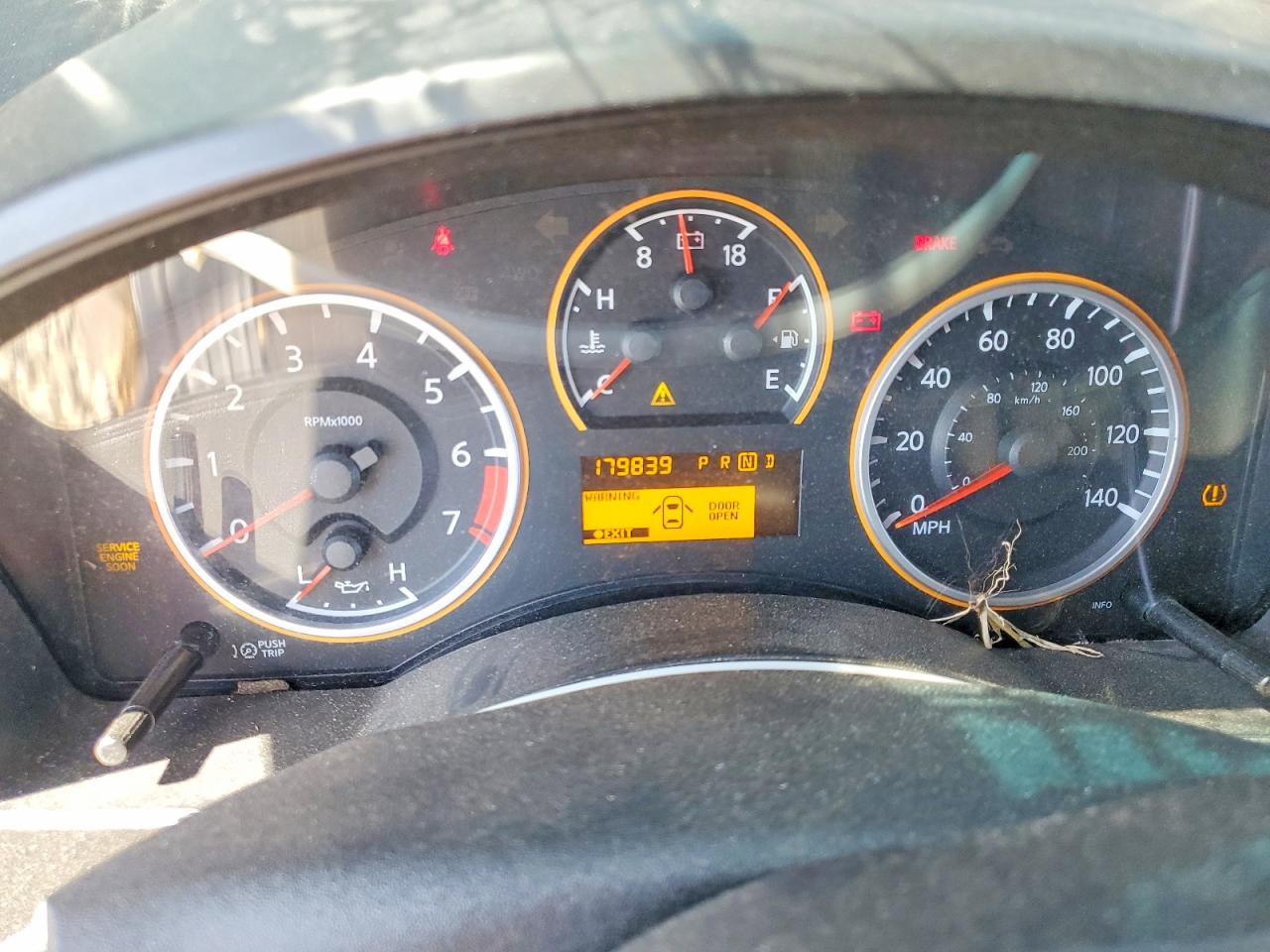Nissan Titan Xe