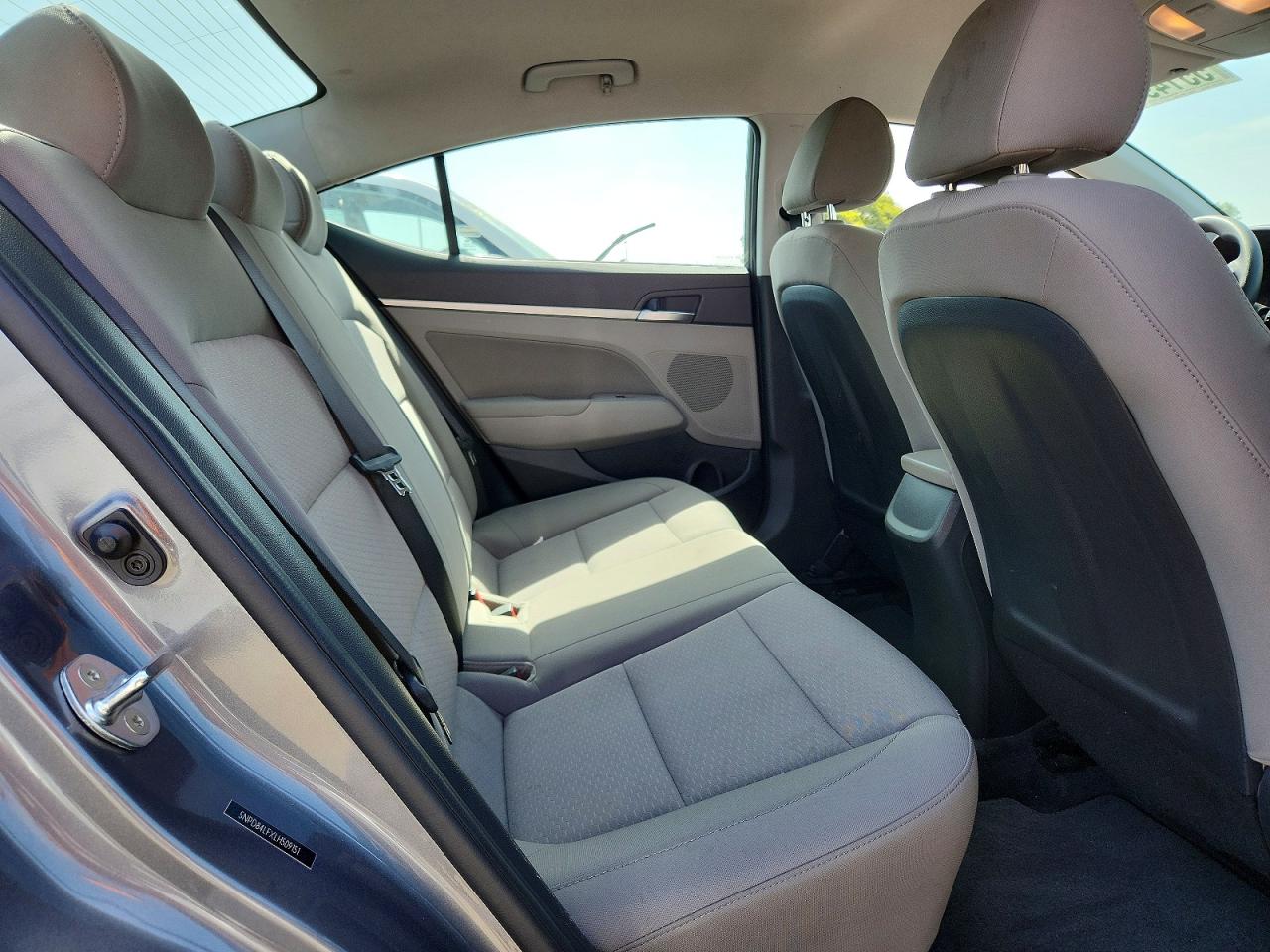 Hyundai ELANTRA Sel