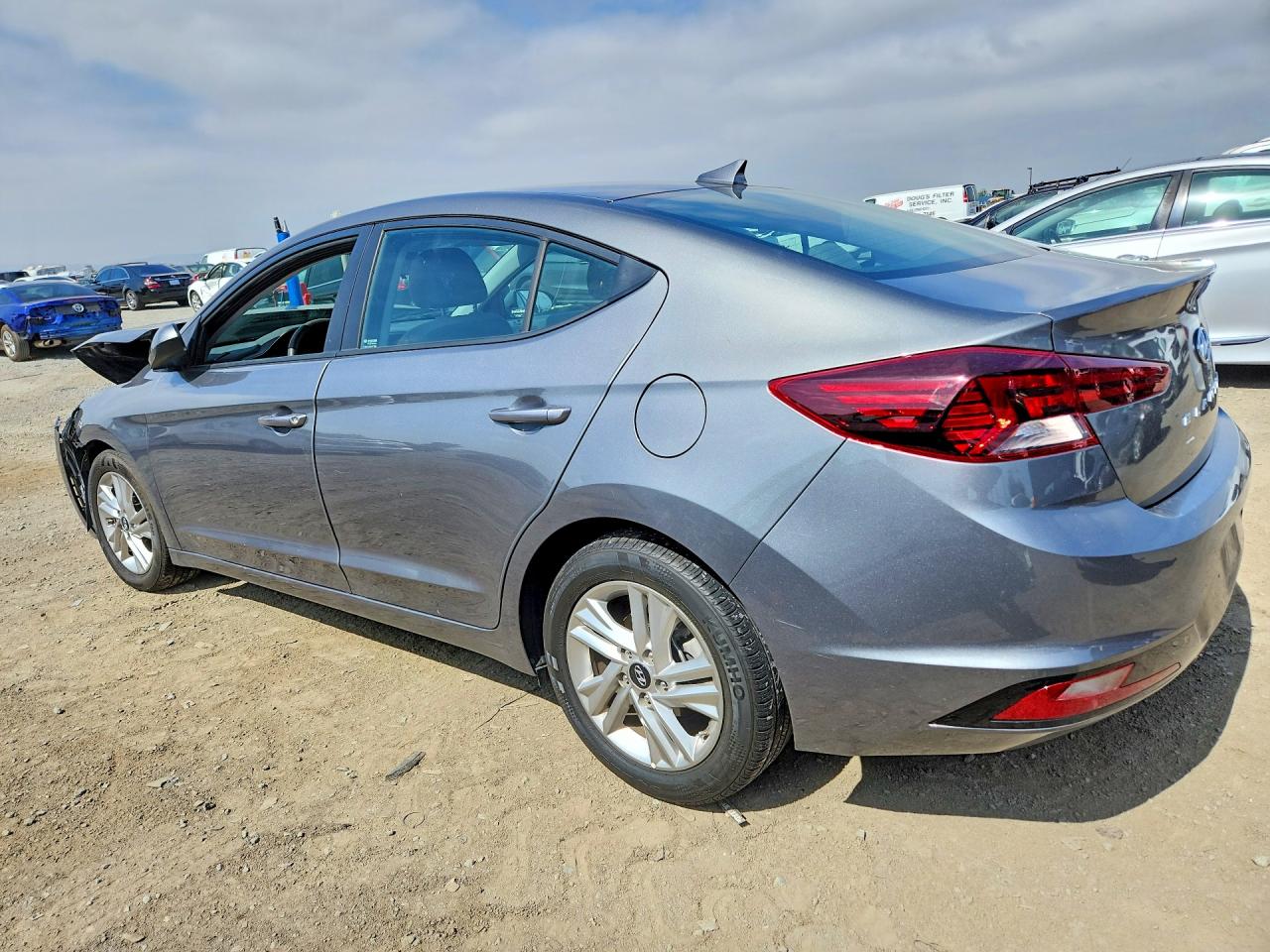 Hyundai ELANTRA Sel