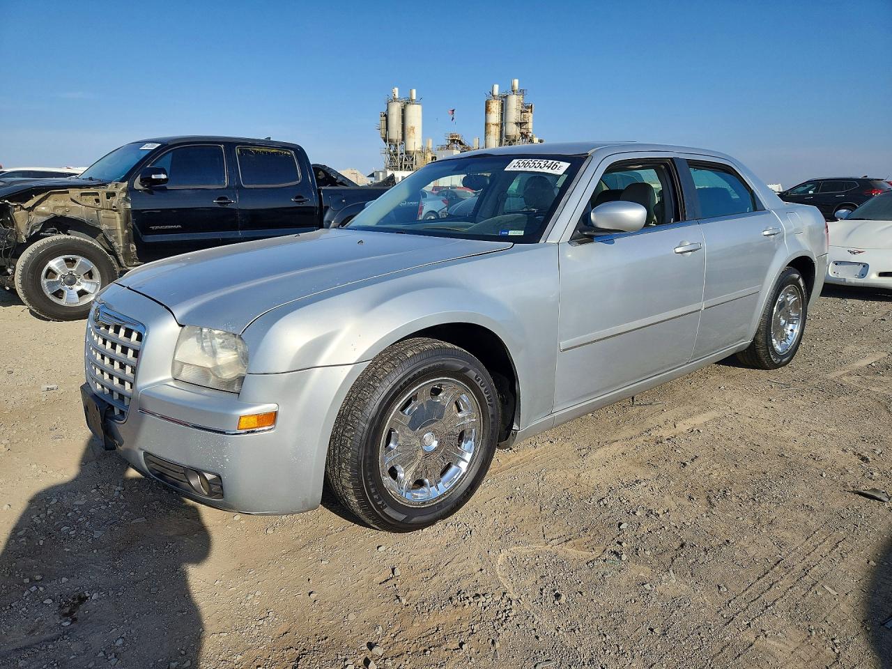 Salvage Chrysler 300 Image