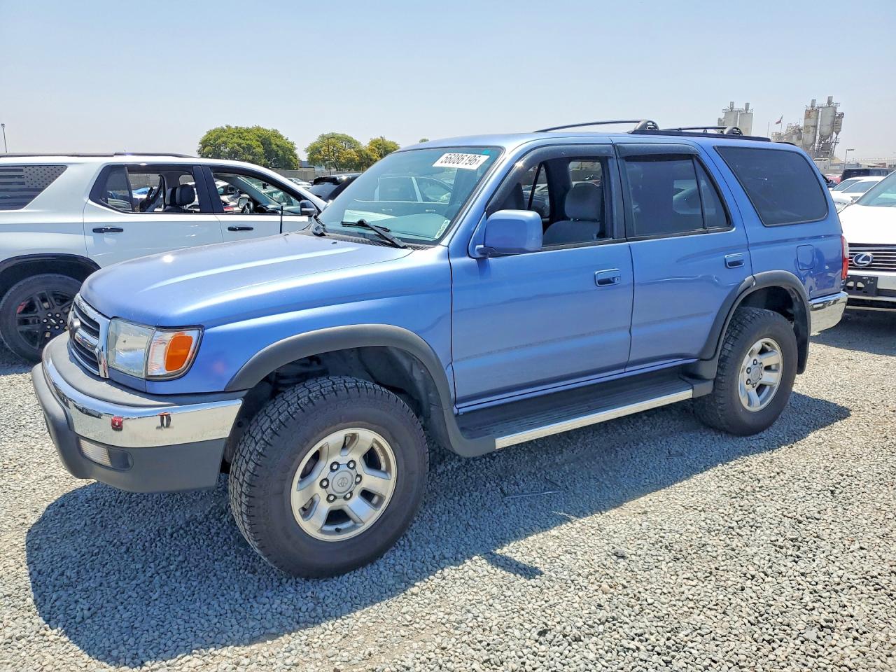 Salvage Toyota 4Runner Image
