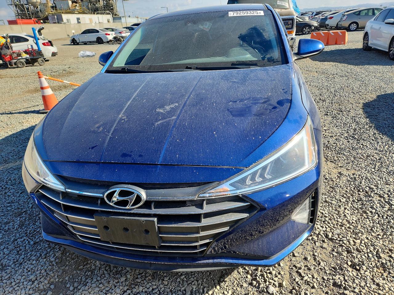Hyundai ELANTRA Value Edition