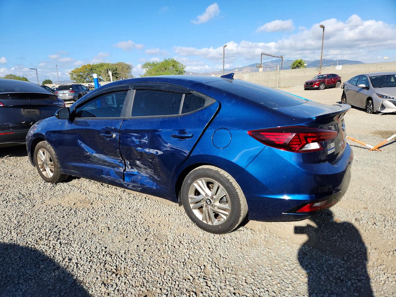 Hyundai ELANTRA Value Edition