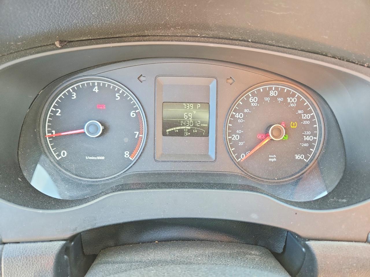 Volkswagen Jetta Base