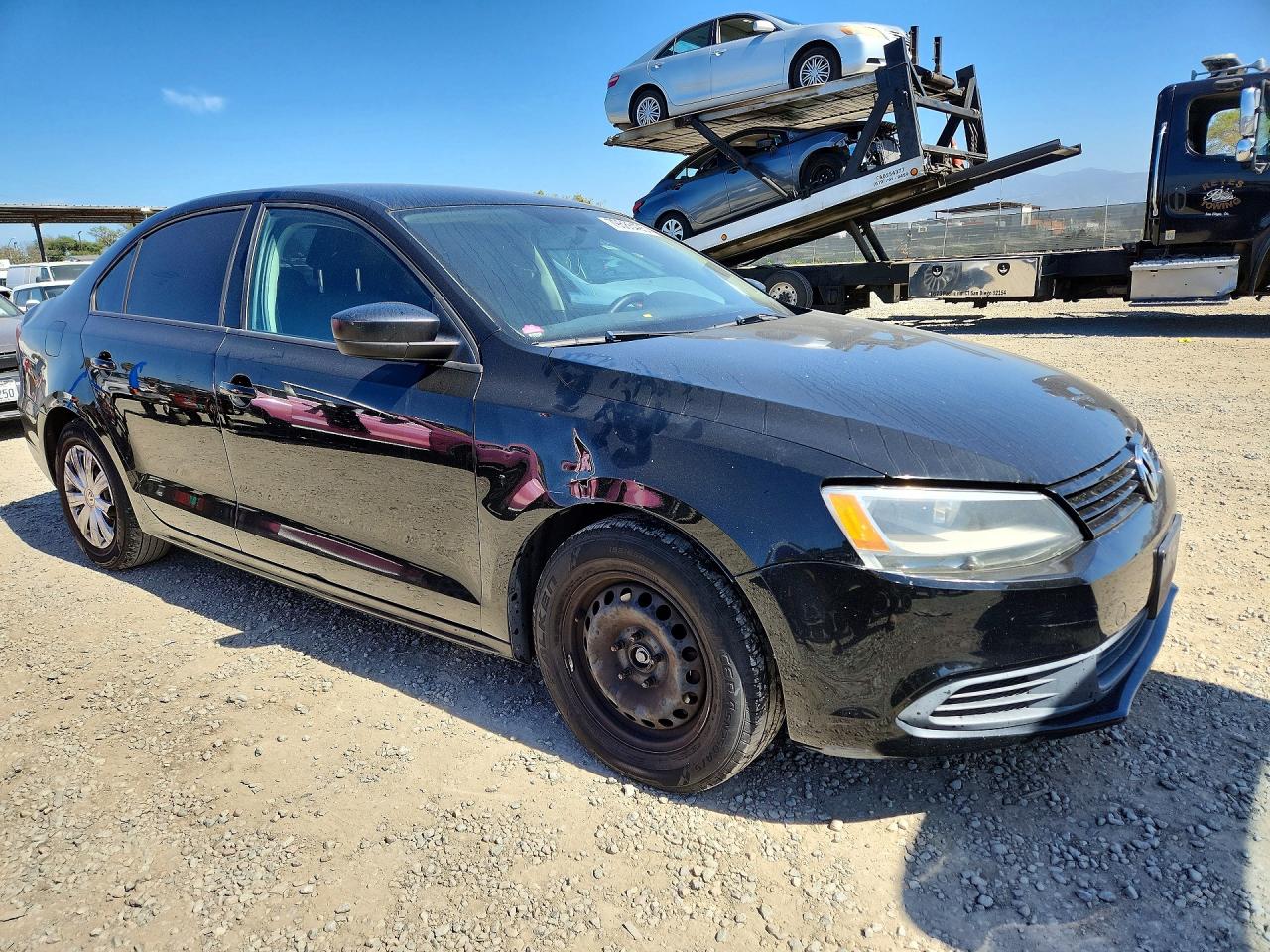 Volkswagen Jetta Base