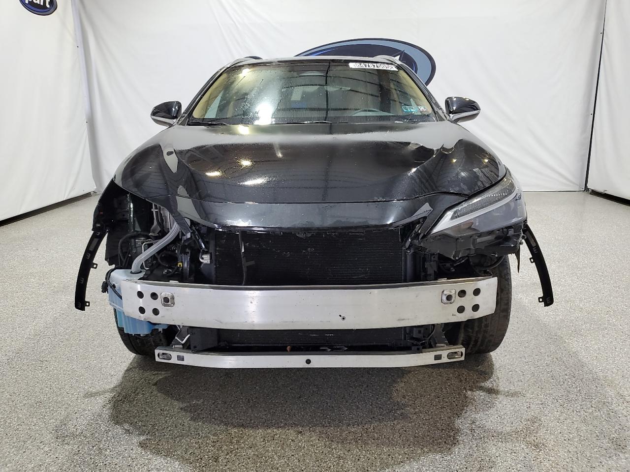 Lexus NX Base