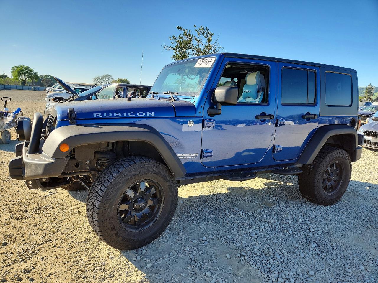 Salvage Jeep Wrangler Image