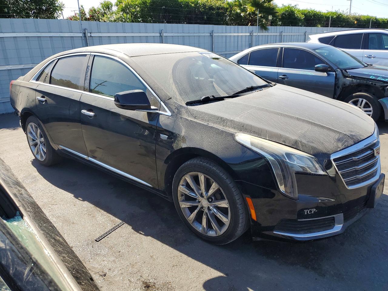 Cadillac XTS