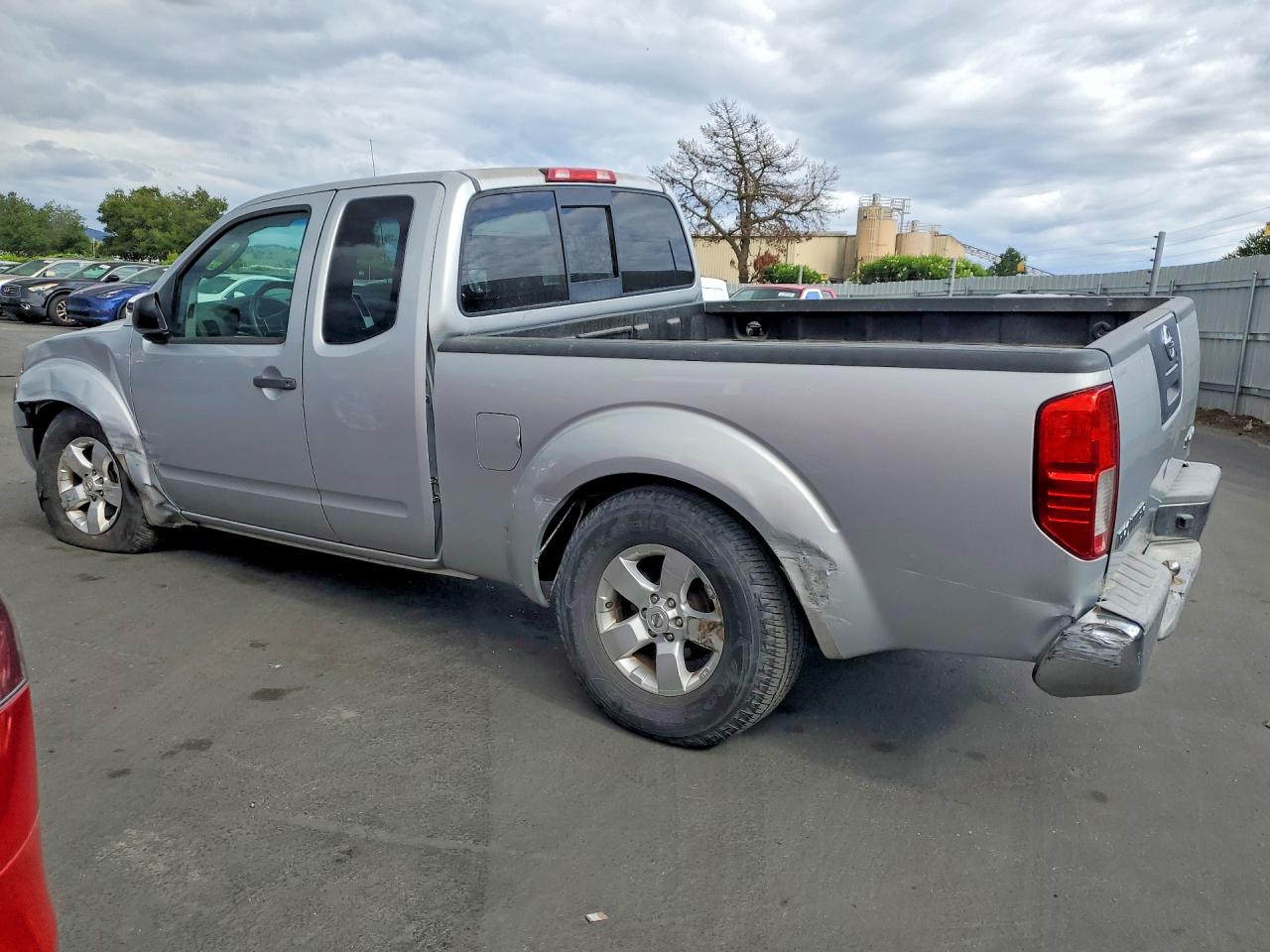 Nissan Frontier Sv V6