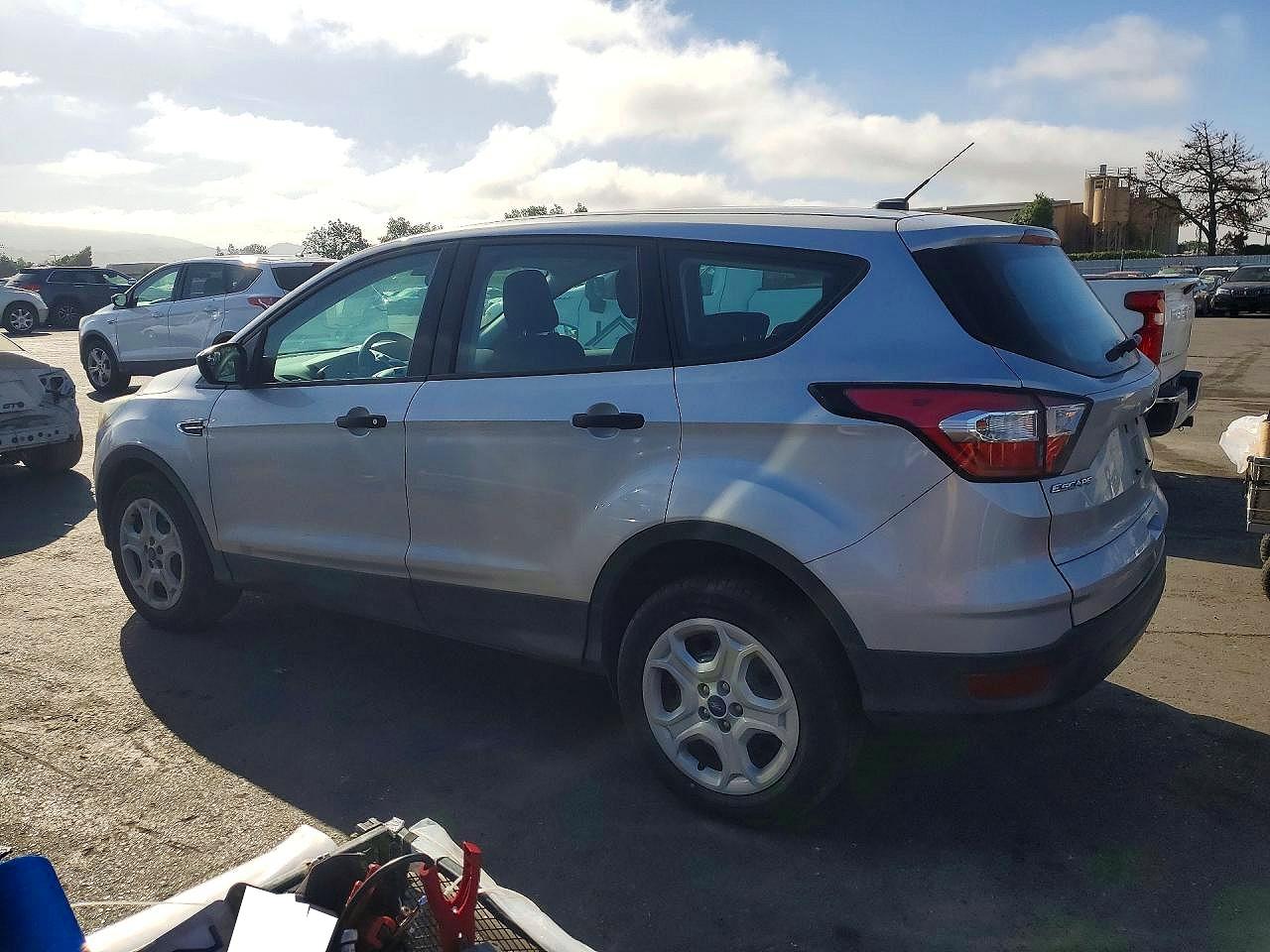 Ford Escape S