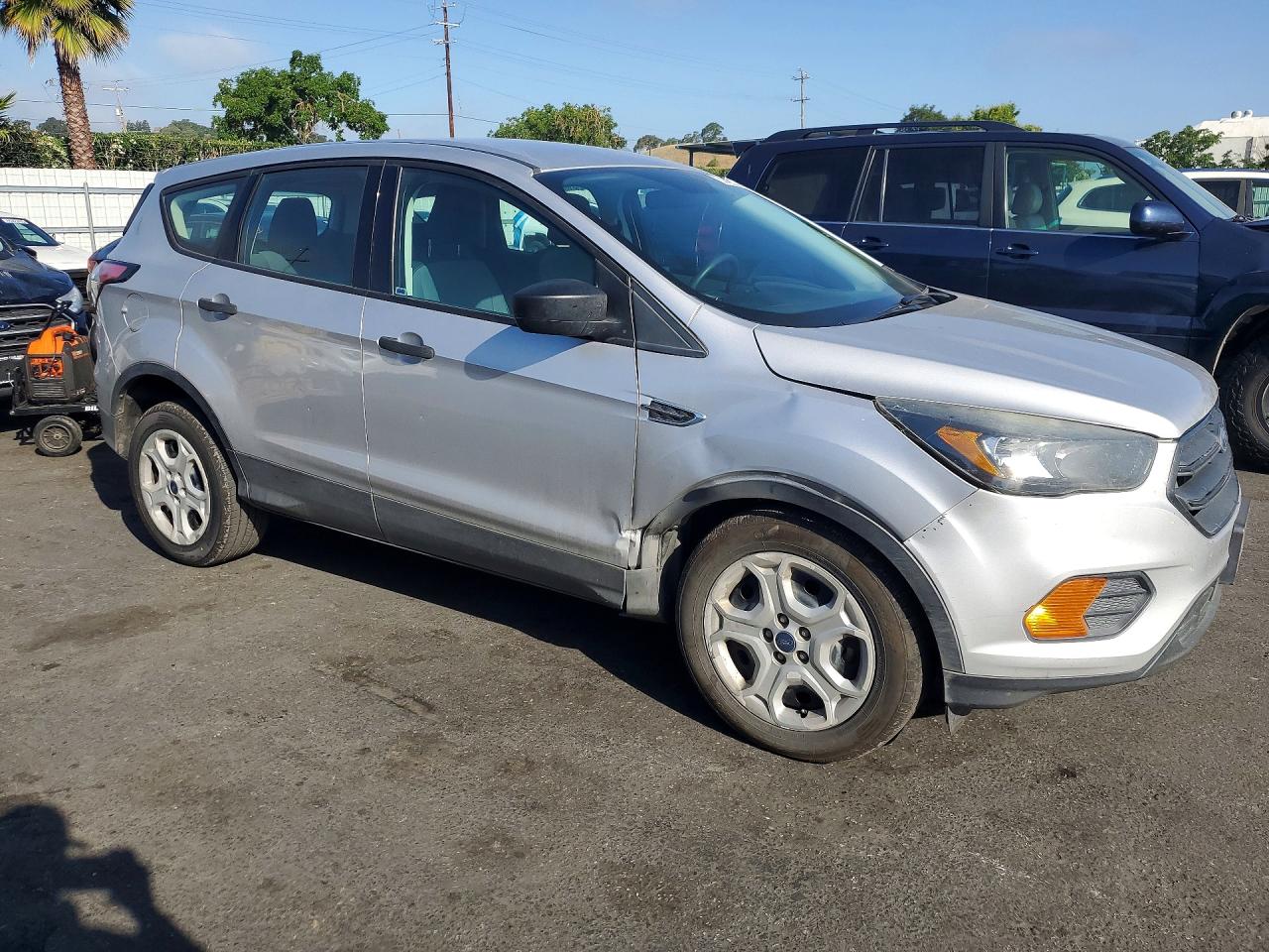 Ford Escape S