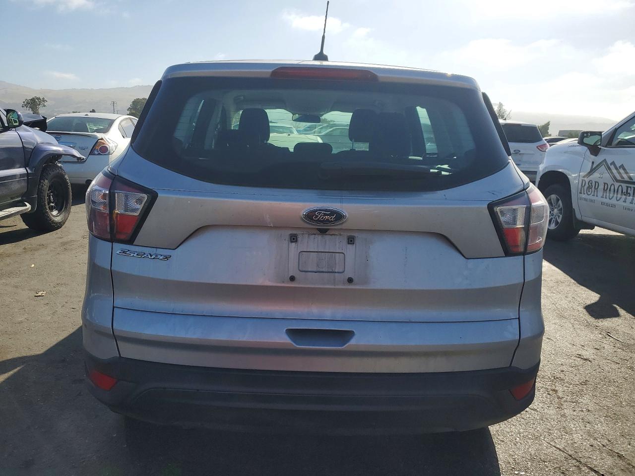 Ford Escape S