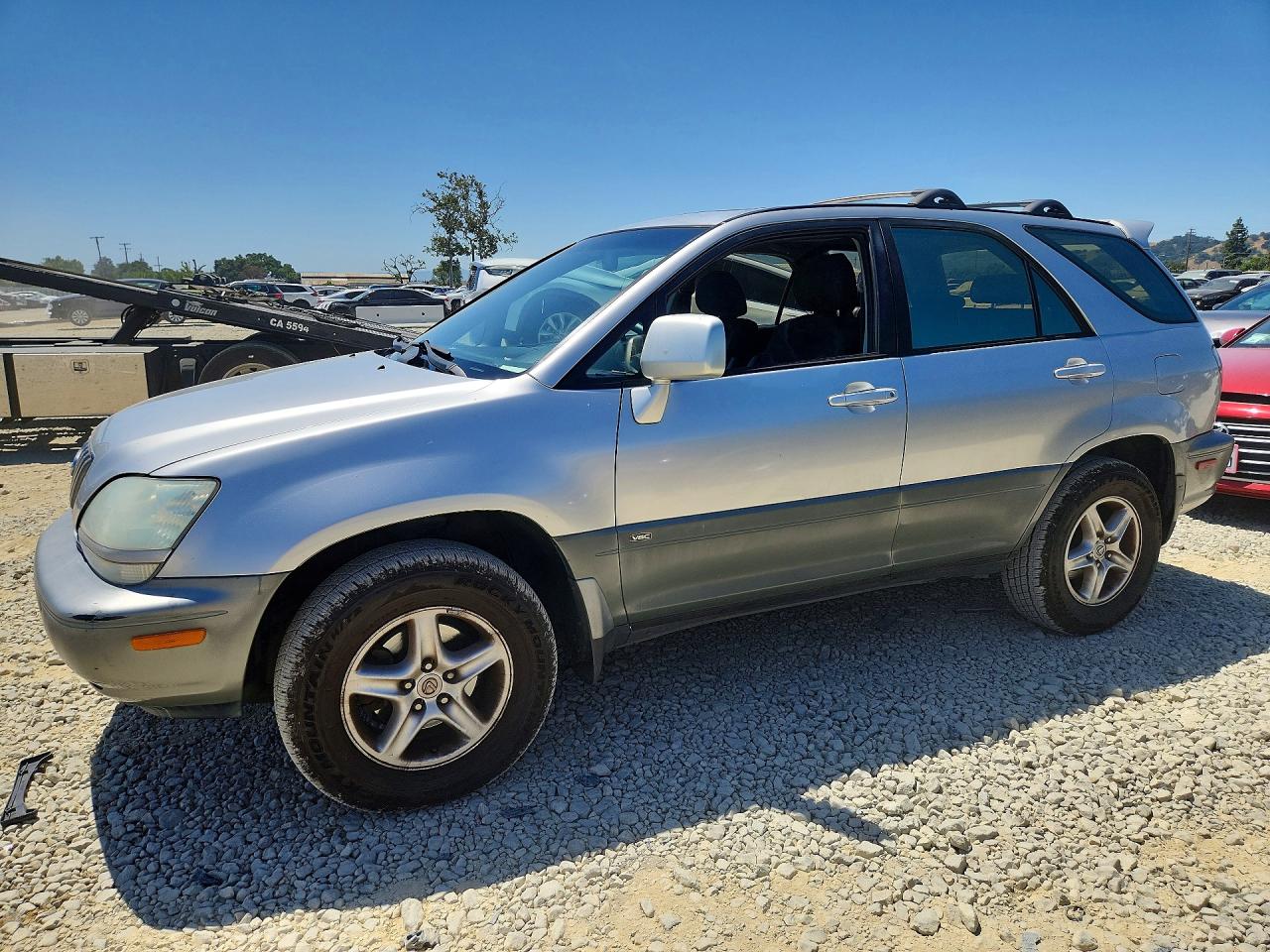 Salvage Lexus RX Image
