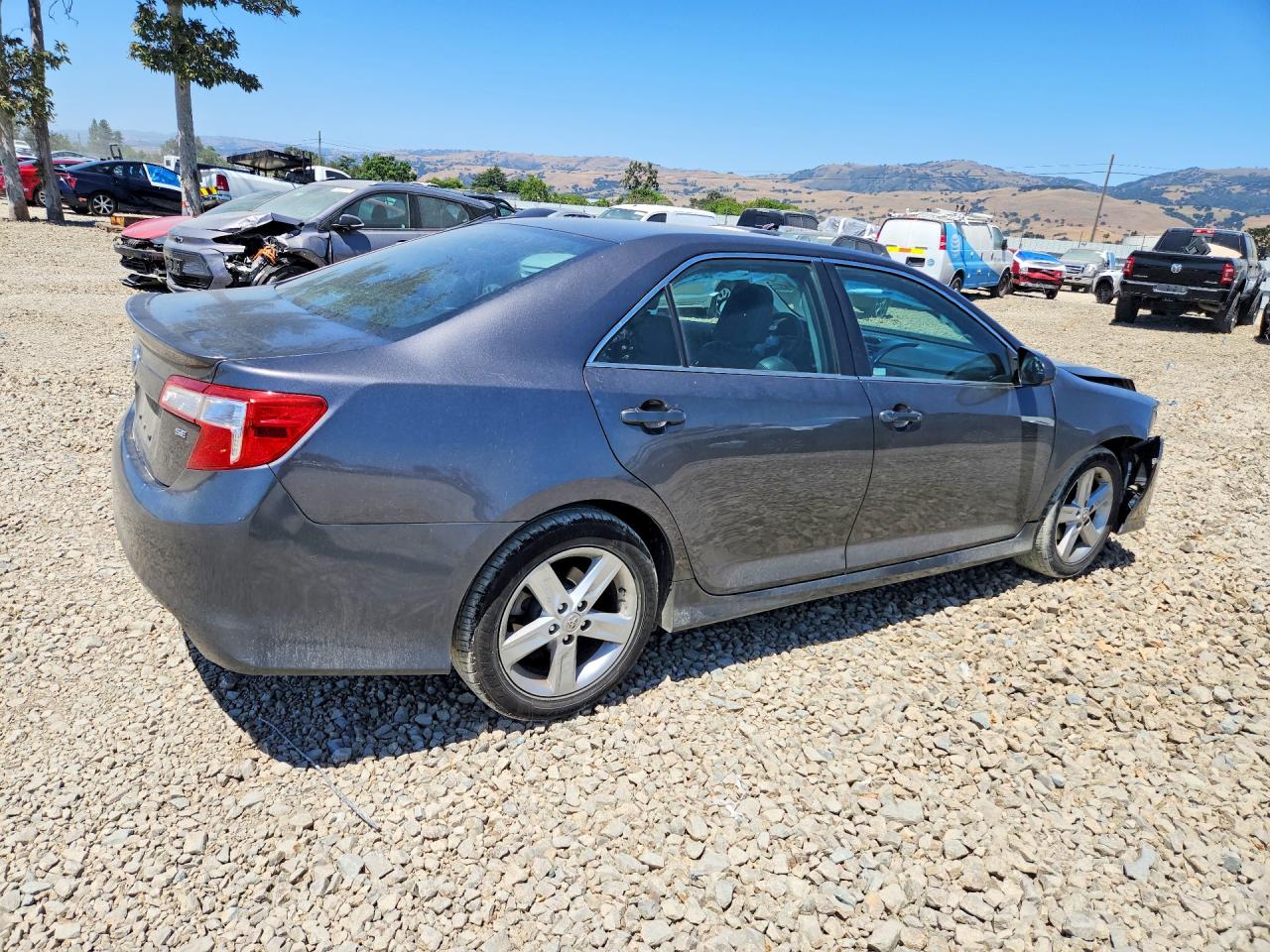 Toyota Camry Se