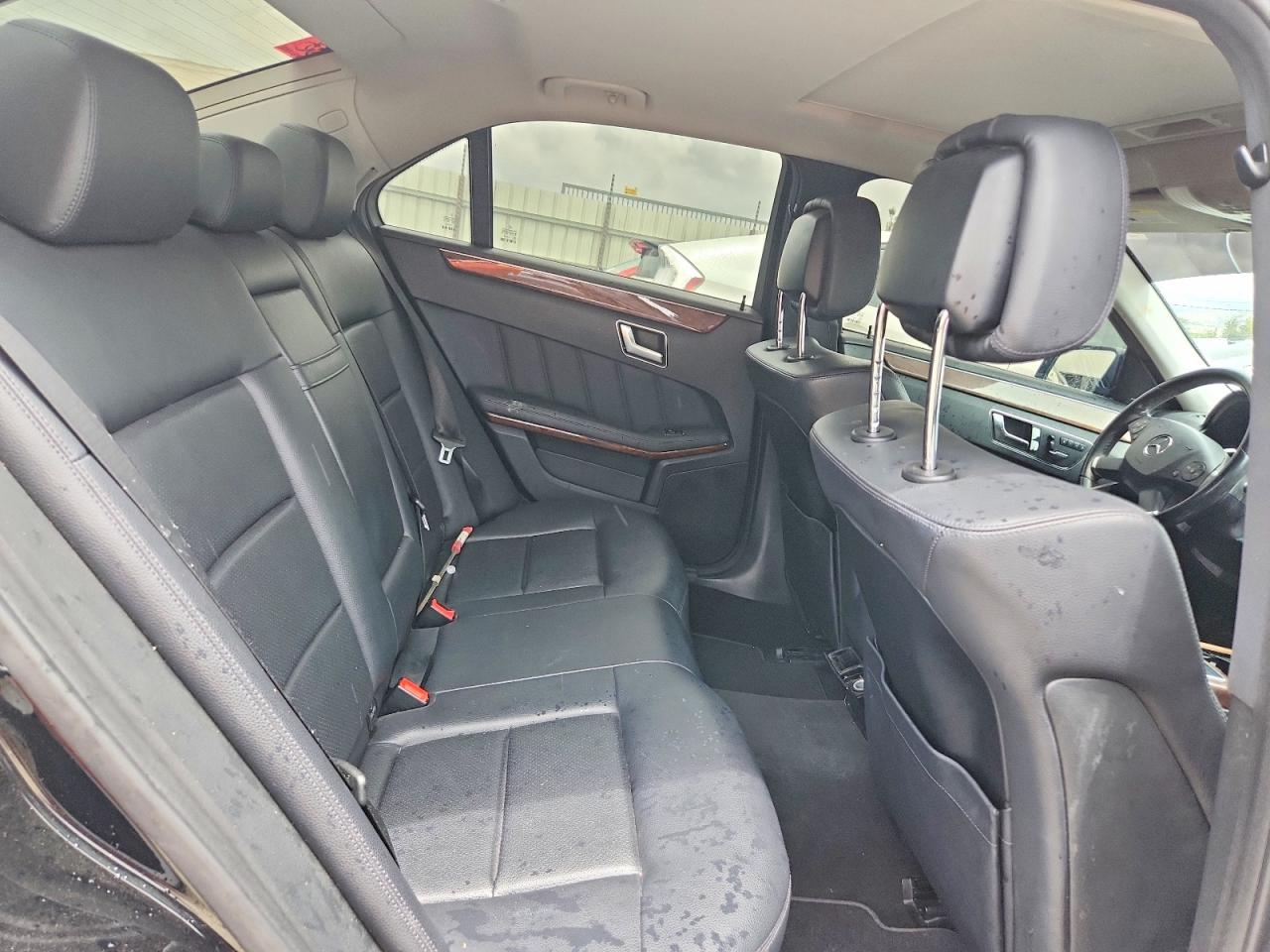 Mercedes-Benz E-Class 350